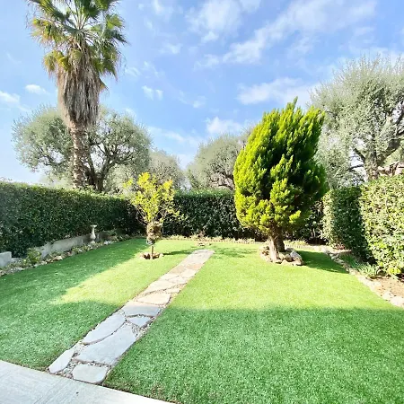 Elia-parking-jardin-piscine-climatisation Apartment Roquebrune-Cap-Martin