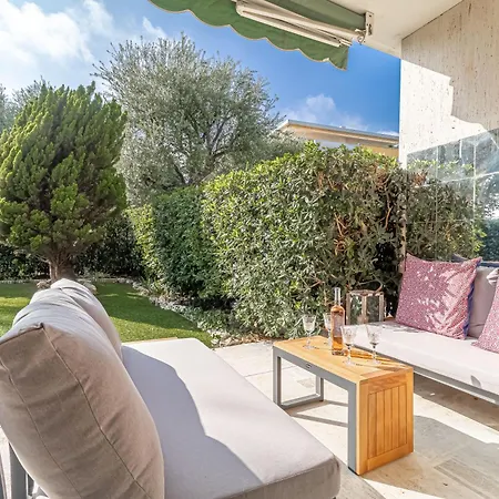 Apartment Elia-parking-jardin-piscine-climatisation *